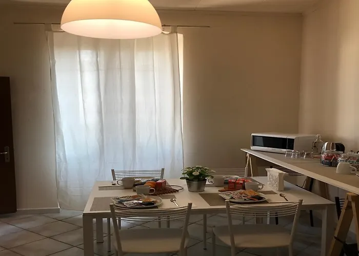 Myroom Station In Town 2