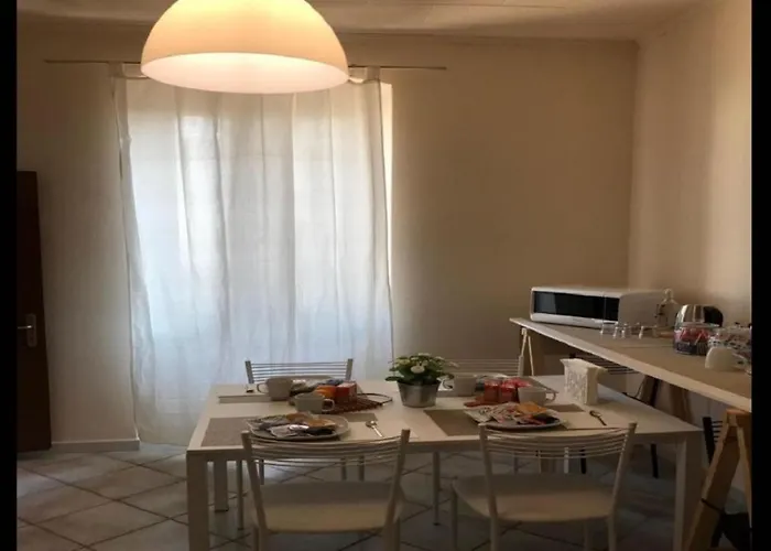 Myroom Station In Town 2